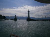 Die Wahrzeichen des Lindauer Hafens, der Bayerische Löwe und der Neue Leuchtturm