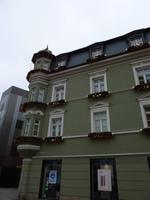 Geschmückte Hausfassade in Passaus Altstadt