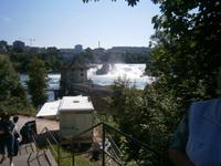 Schaffhausen, Reinfall vom Ortsteil Neuhausen gesehen