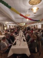 Silvester geschmückter Saal in der