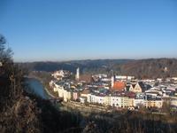 Wasserburg in der Innschleife vom Aussichtspunkt her