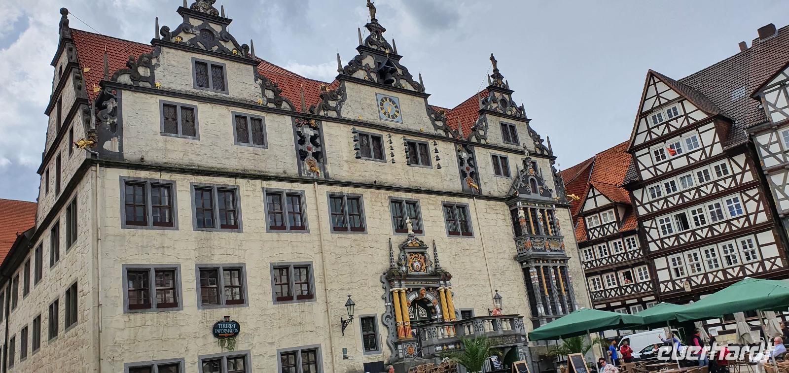 das Rathaus in Hann Münden mit Glockenspiel