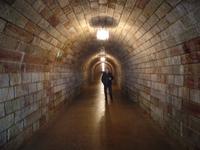 im Tunnel des Berges