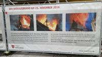 vor einem Jahr brannte das Rathaus von Straubing ab - Ursache unklar