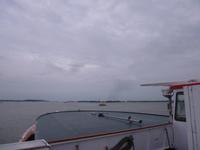 man glaubt gar nicht, dass wir auf einem Fluss unterwegs sind