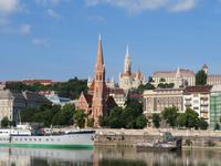 Einfahrt in Budapest - Blick zur Fischerbastei