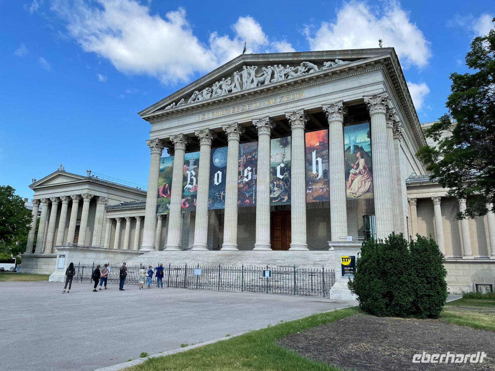 Das Museum der Künste - seit April 2022 beherbergt es zehn Originalgemälde des Künstlers Hieronymus Bosch