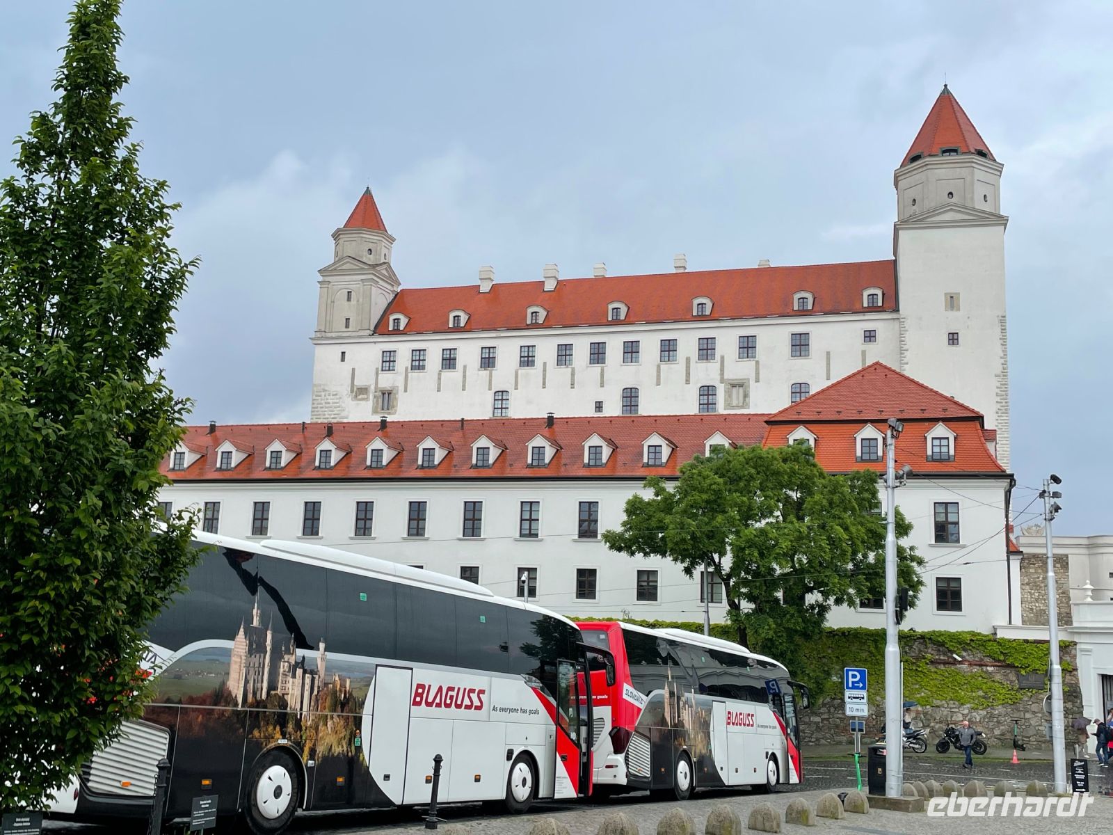 Nach der Stadtrundfahrt brachte uns der Bus direkt vor die Burg