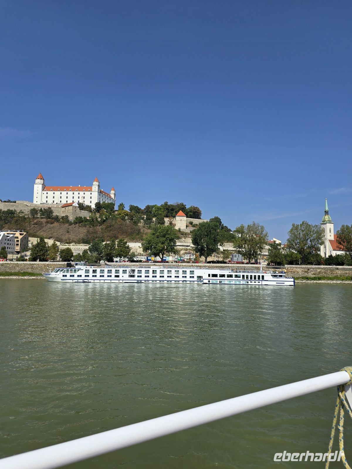 Ankunft Bratislava Blick zur Pressburg