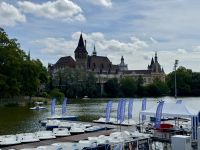 2. Tag – Stadtrundfahrt durch Budapest – Burg Vajdahunyad am Heldenplatz