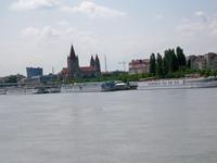 Blick zur Reichsbrücke