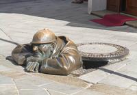 Der Gaffer (Cumil) in der Altstadt von Bratislava