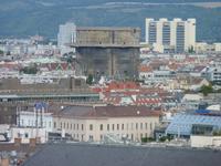  Wiener Flaktürme sind sechs große, aus Stahlbeton errichtete Abwehr- und Schutzbauten