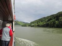 Erste Eindrücke von der Donau und der Landschaft