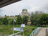 Blick auf die Basilika vom Landesteg aus