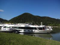 MS Rossini (an 3.Stelle) in Dürnstein