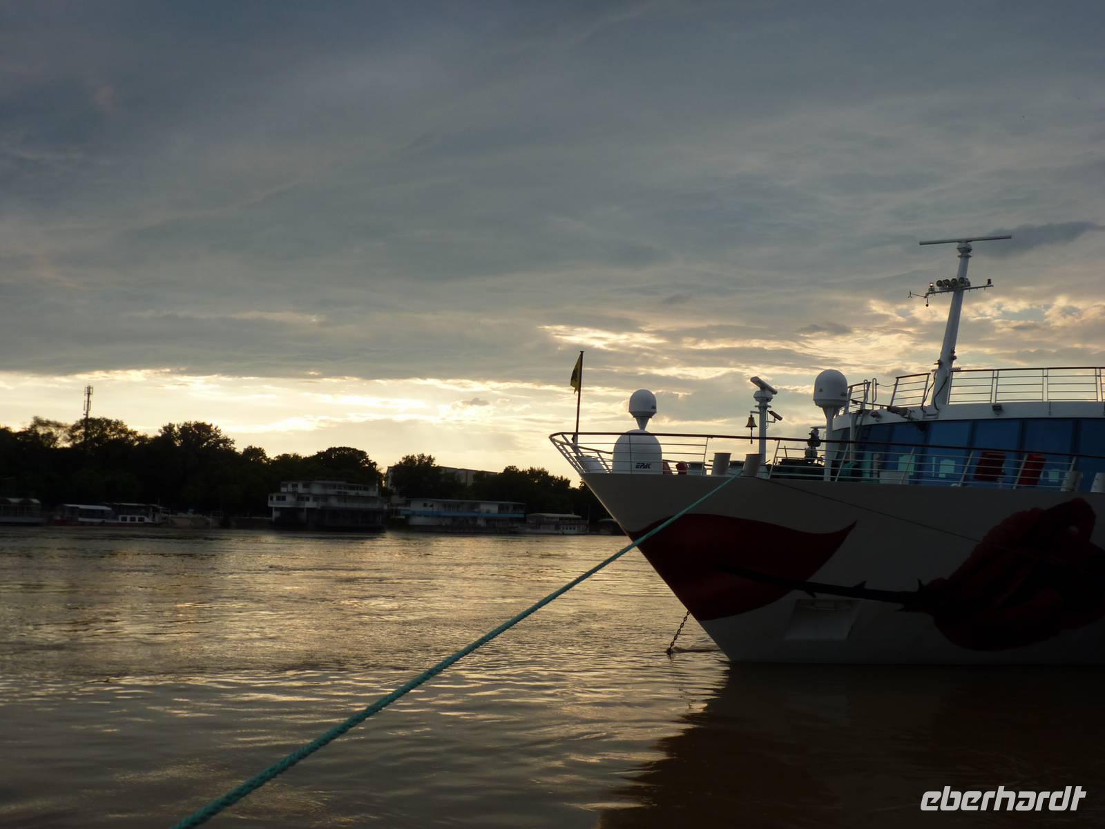 ankern auf der Donau