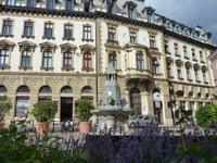 Pécs (deutsch Fünfkirchen)- Zsolnay-Brunnen 