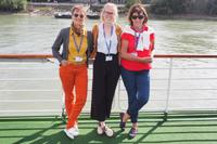 P9100176, die 3 Reiseleiterinnen Claudia, Karo, Brigitte (von li nach re)