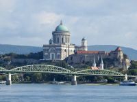 Donau - Estergom - Ungarn