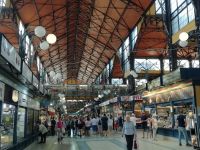 In der Markthalle Budapest 