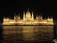 9.5.24 Budapest bei Nacht - Parlament