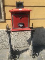 10.5.24 Budpest - historischer Briefkasten - noch in Betrieb