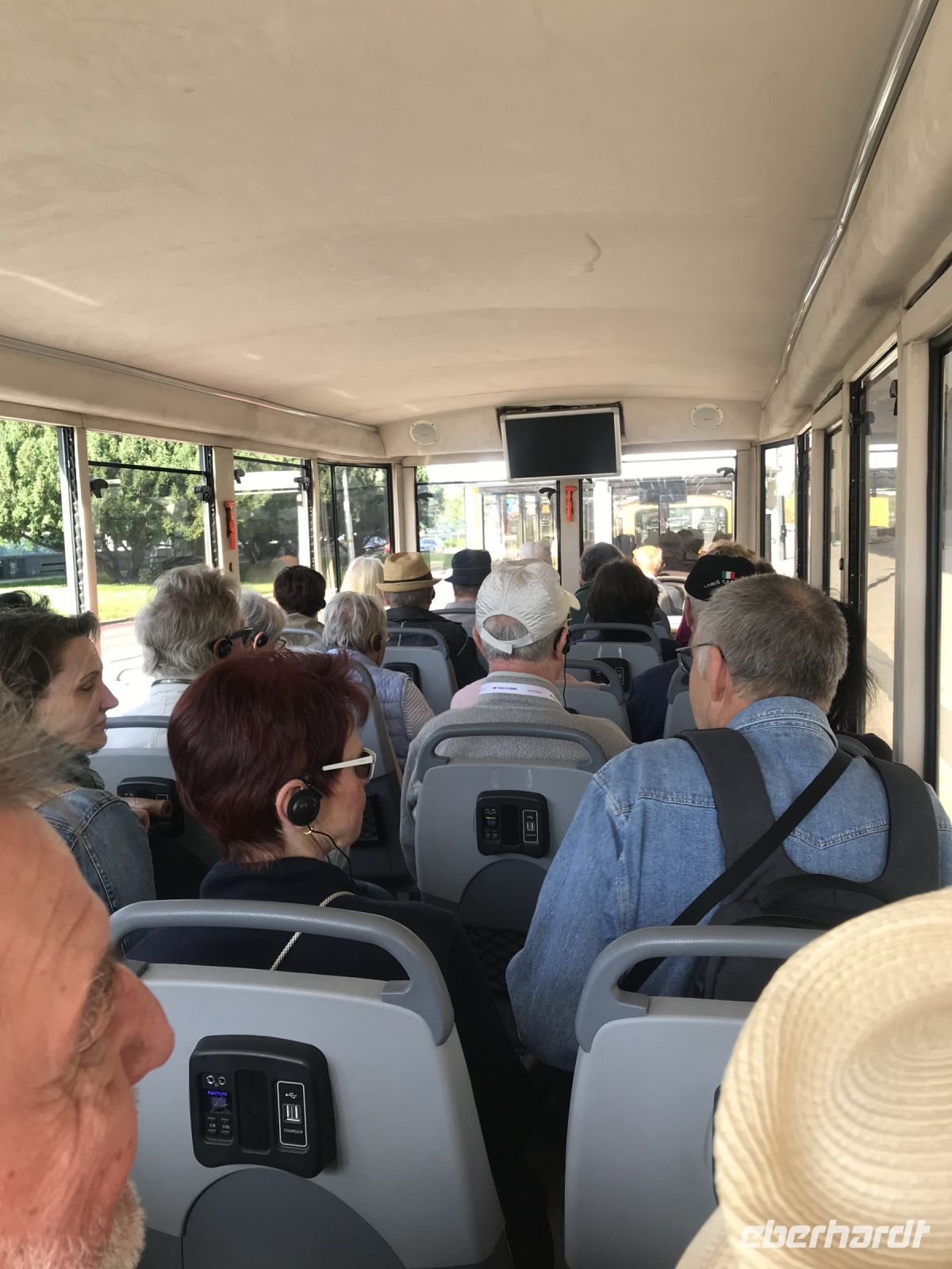 11.5.24 Bratislava. - Platz genommen und auf zur Burg