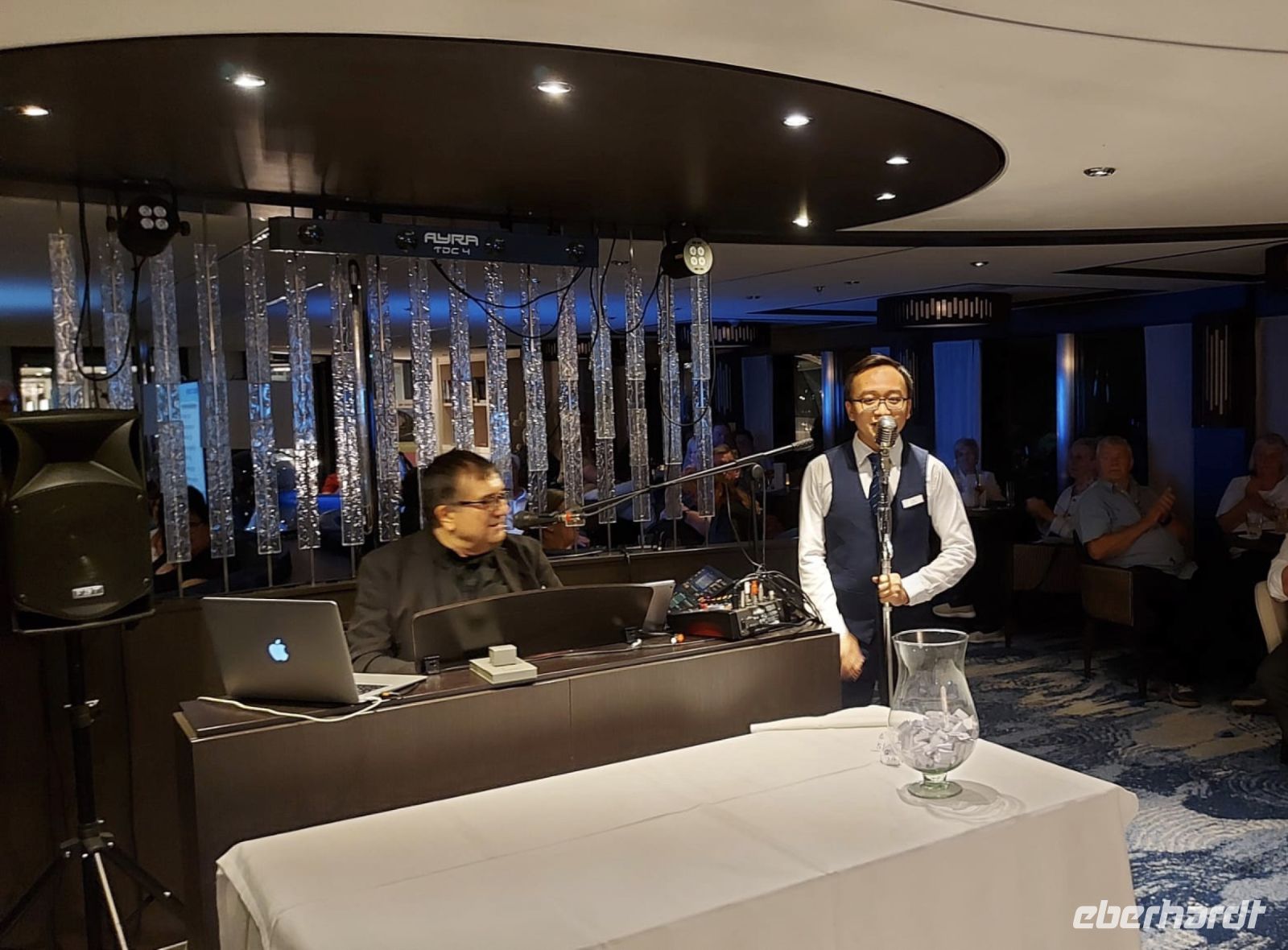 11.5.24 Bordmusiker mit Livemusik - und die Los stehen bereit