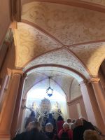 Sonntag 12.5.24 Stift Melk - Aufgang mit Kreuzgewölbe & dezenter Farbabstimmung