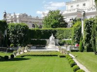 Sisi-Denkmal im Volksgarten 