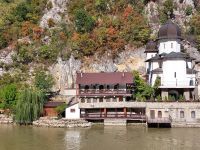 2024 Donaukreuzfahrt:Am Eisernen Tor - ehemaliges Kloster