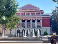 2024 Donaukreuzfahrt:  Rousse - Oper