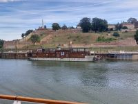 2024 Donaukreuzfahrt: Belgrad - unser Anleger unterhalb der Festung