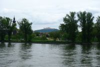 Immer wieder Burgen sind zu sehen