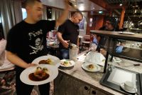 Piratenessen-leckerer Schweinebraten