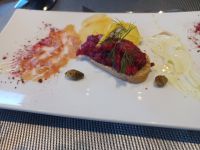 Tatar mit Rote Beete u. gebeiztem Lachs