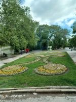 schöne Parks säumen die Stadt