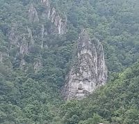 Decebal in der Felslandschaft