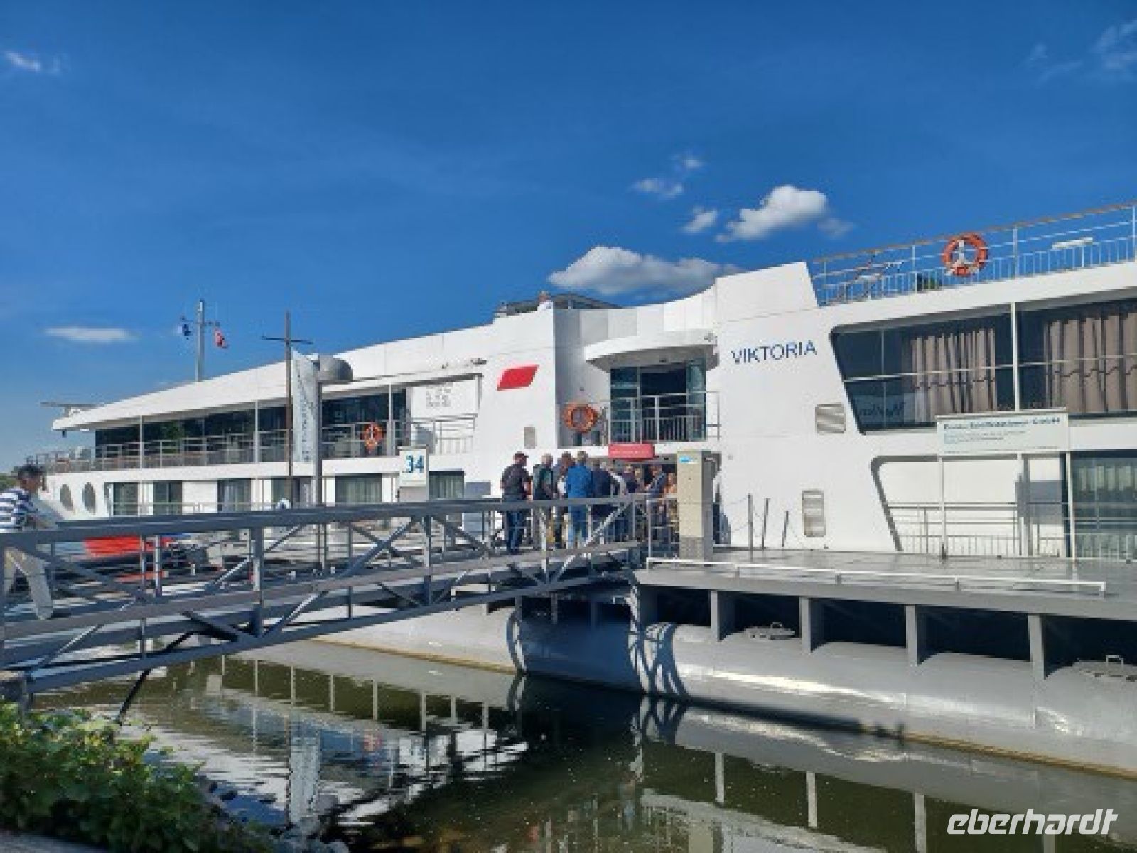 Wien-Nussdorf -alle Gäste wieder an Bord