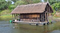 Sein Zuhause, sofort im Wasser &ndash; &copy; Andreas Kunzmann (Eberhardt TRAVEL)