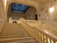 Treppenaufgang im Parlament in Bukarest