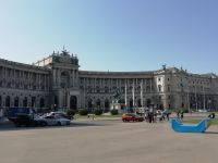 Auf dem Heldenplatz