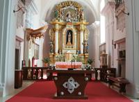 Kirche in  Hajos