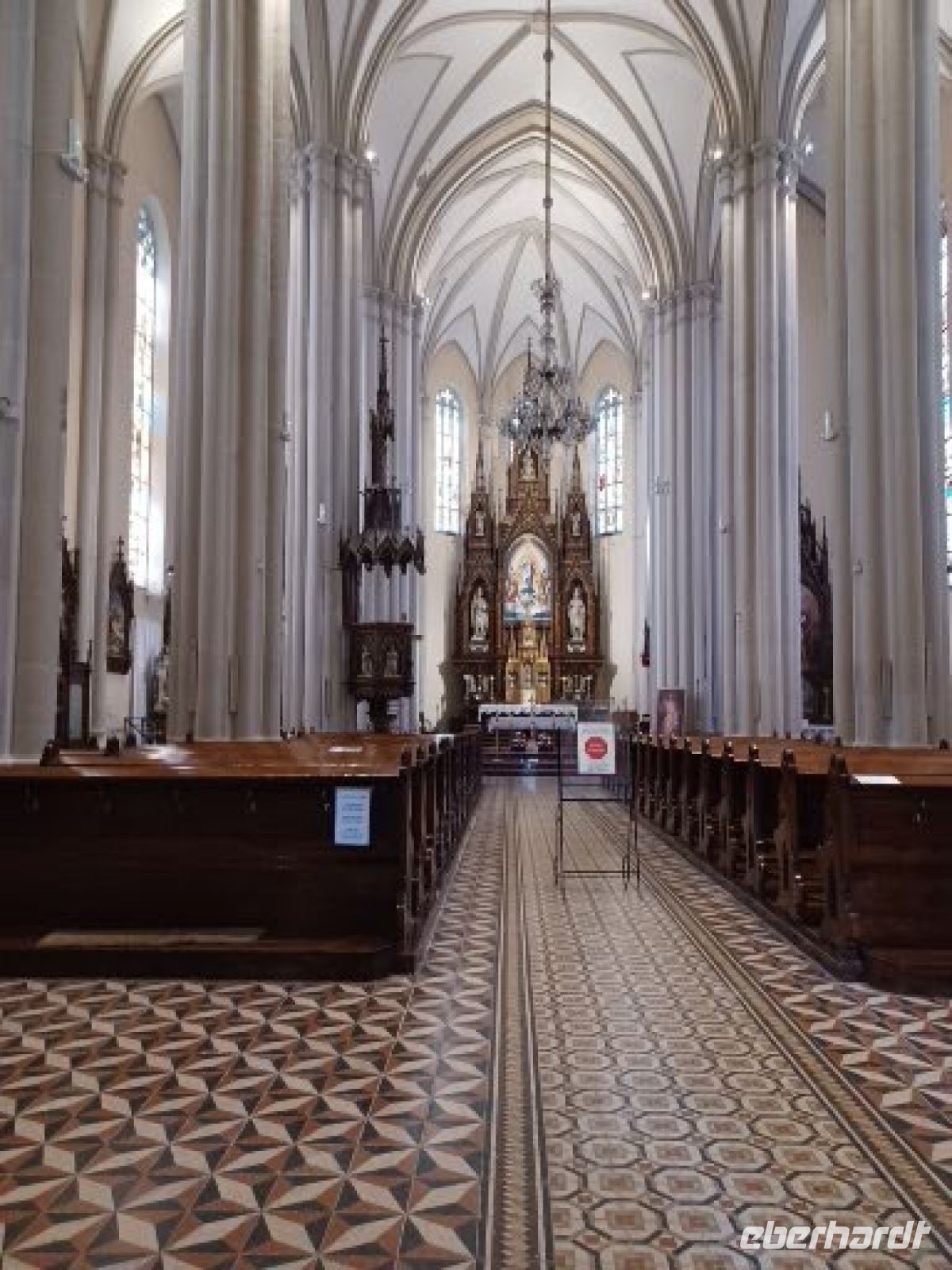 Kircheninnenansicht