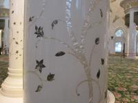 Intarsien mit Blättern und Blüten