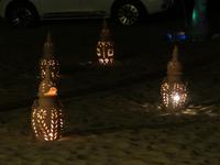 Nachtbeleuchtung im Wüsten-Camp