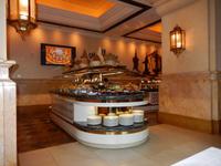 242 Abu Dhabi - Emirates Palace Hotel