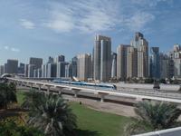 Dubai Marina mit ÖPNV