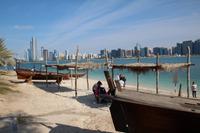 Blick vom Heritage Village auf Abu Dhabi